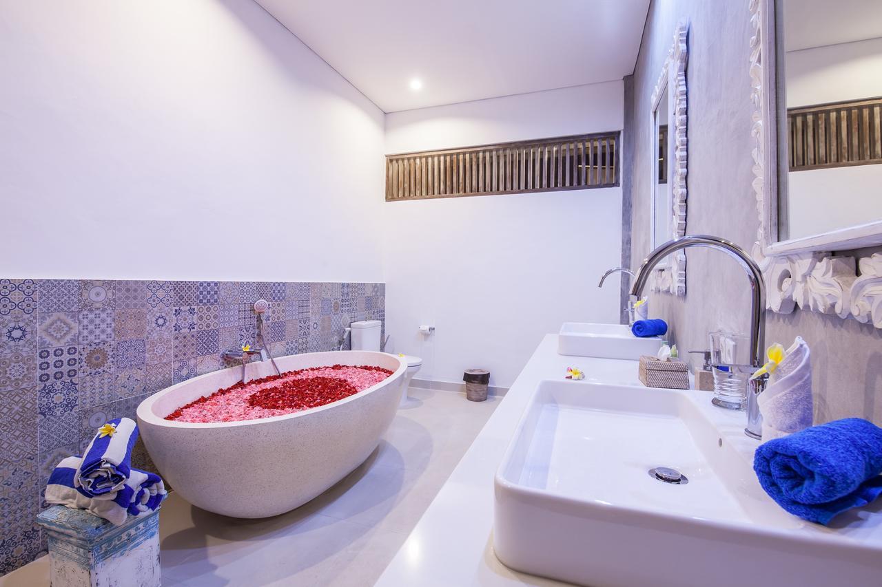 Ambermoon Villa 2 Семіньяк Екстер'єр фото
